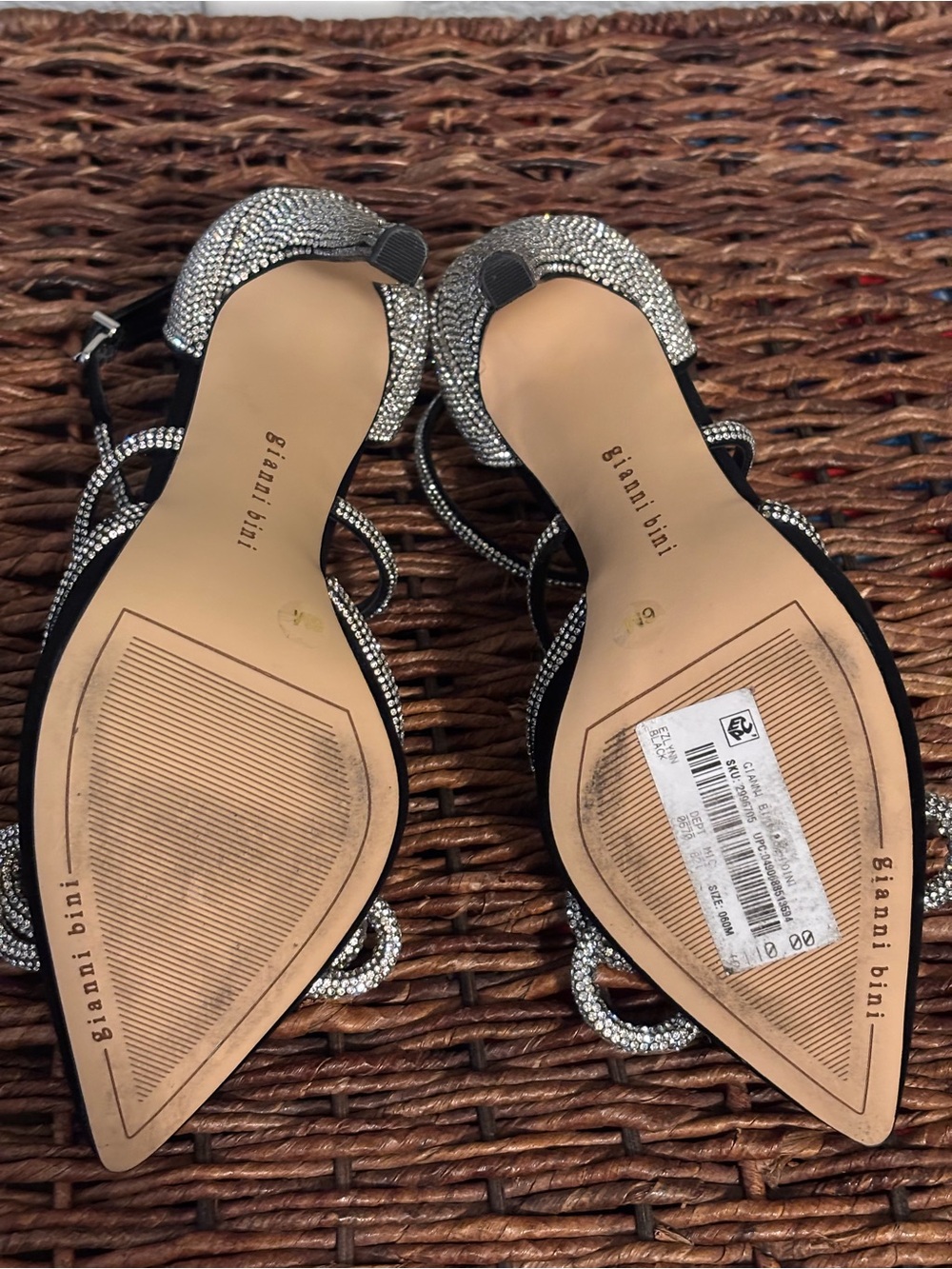 Gianni Bini Black Rhinestone Bow Heels | Crystal Embellished Stiletto | Size 6 - Picture 5 of 10